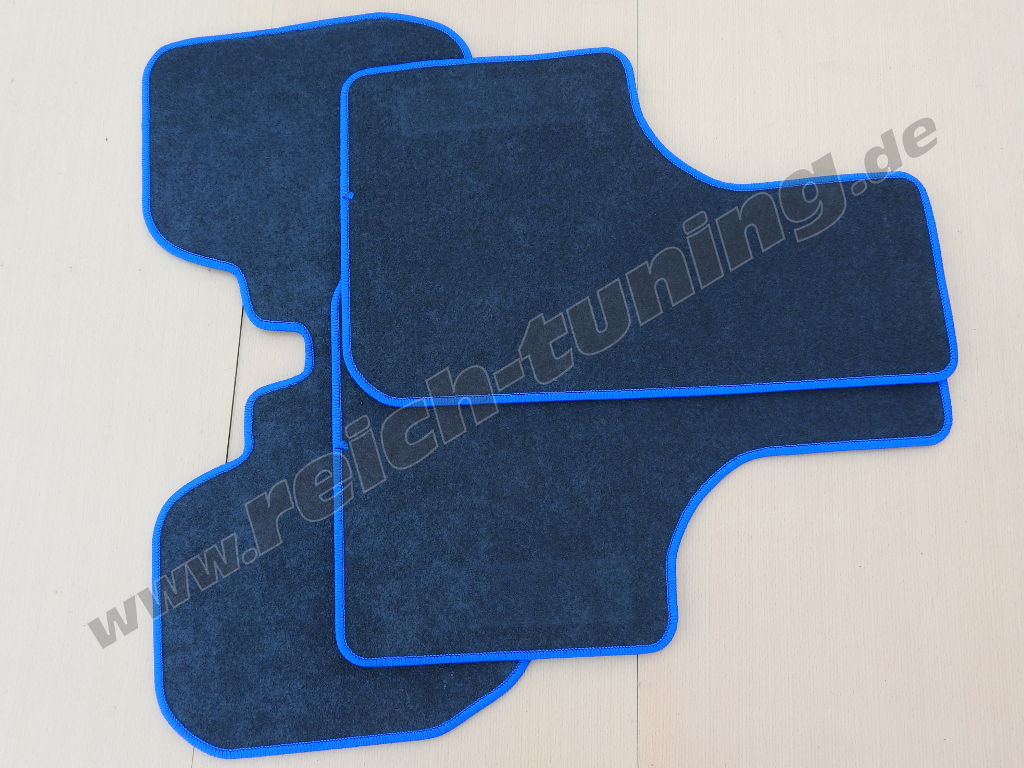 Fußmatten Set mit blauer Umrandung