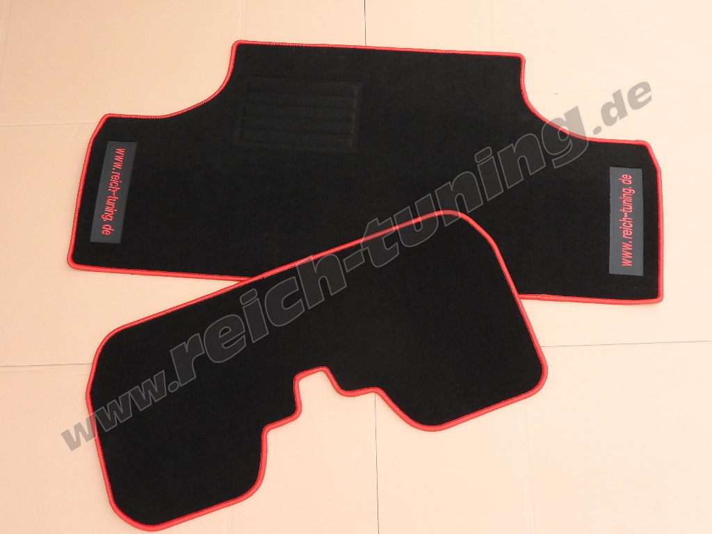 Fußmatten Set mit roter Umrandung ,für Trabant 601